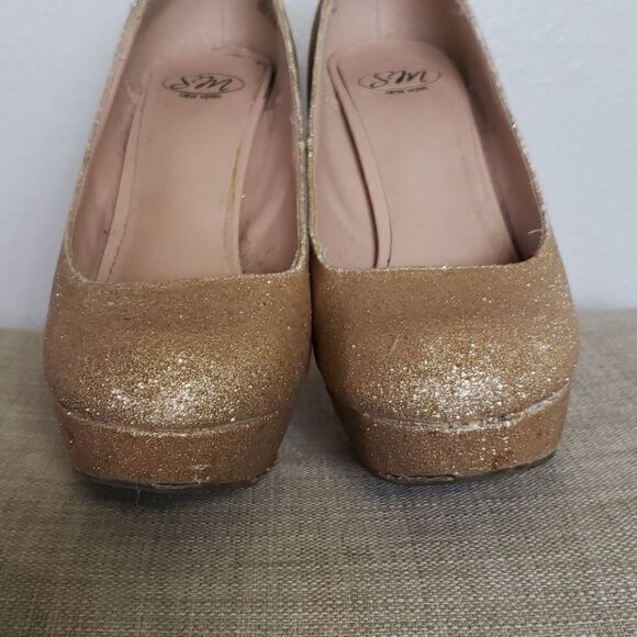 Gold Glitter Platform Heels  - Picture 2 of 8